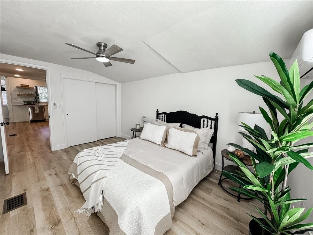 4 Braden Castle Drive, Bradenton, FL 34208 Photo