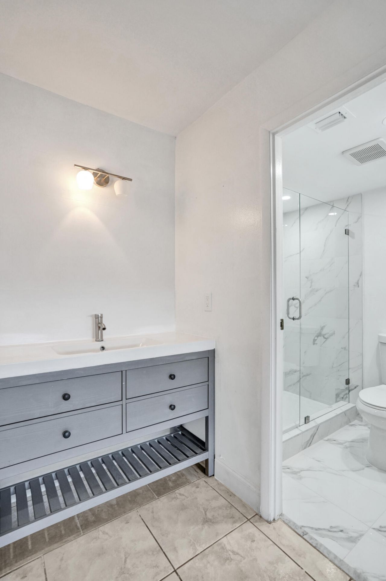 6200 S Falls Cir Drive, Unit 202, Lauderhill, FL 33319 Photo