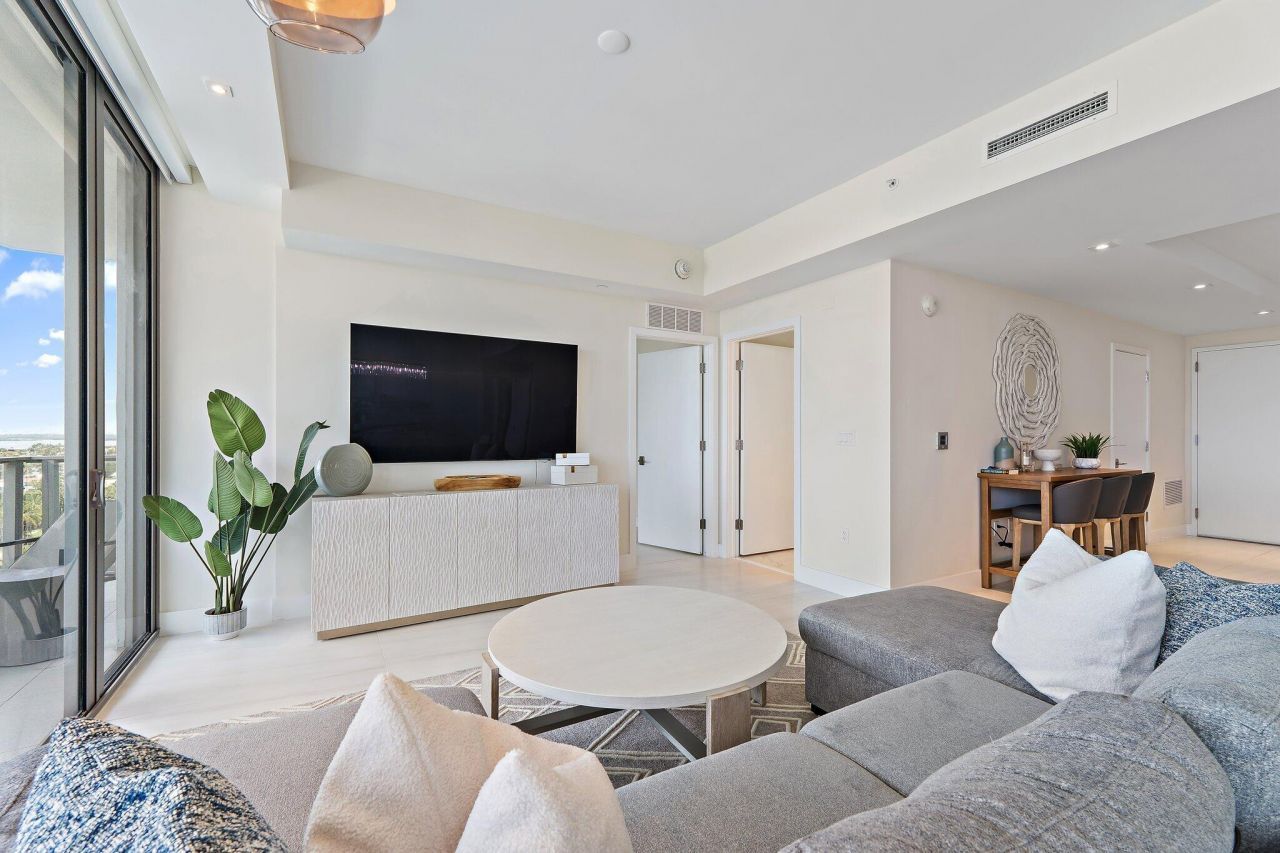 3100 N Ocean, Unit 906, Singer Island, FL 33404 Photo