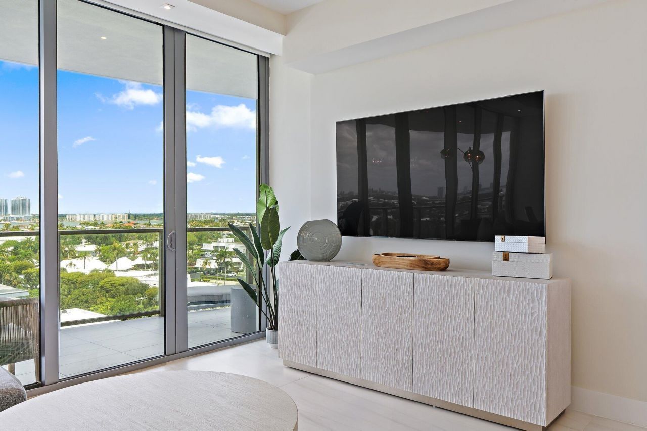 3100 N Ocean, Unit 906, Singer Island, FL 33404 Photo