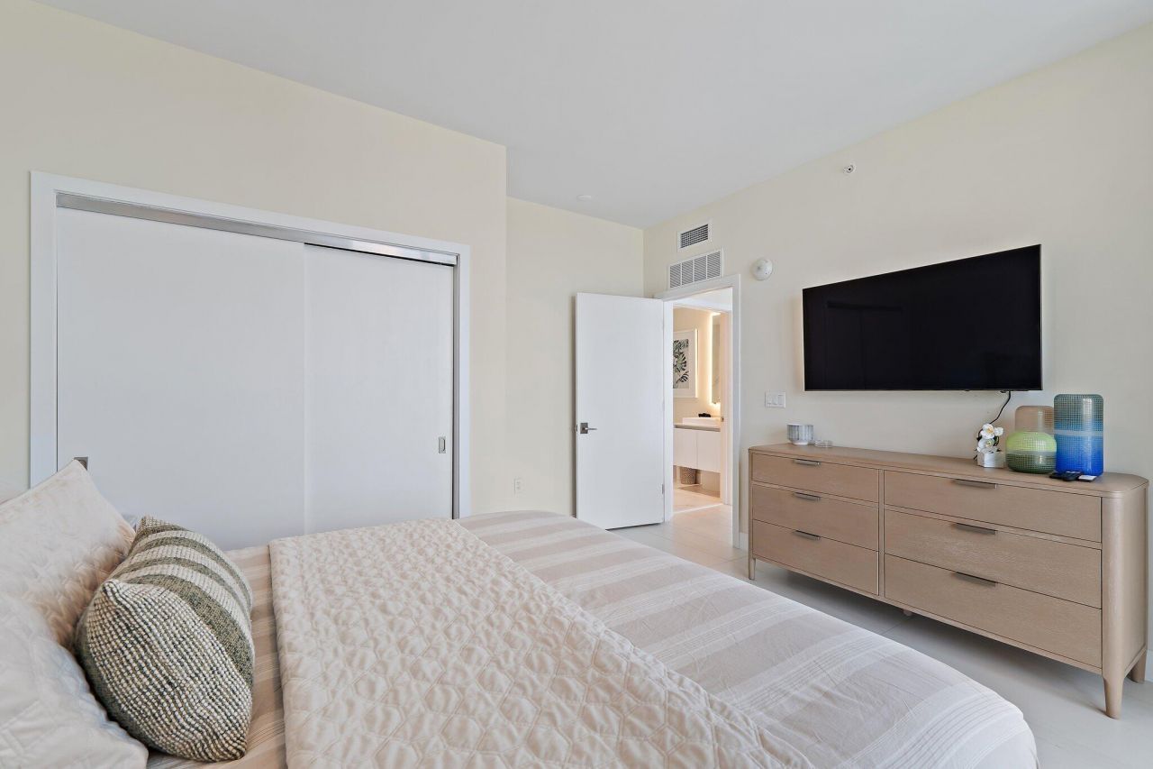 3100 N Ocean, Unit 906, Singer Island, FL 33404 Photo