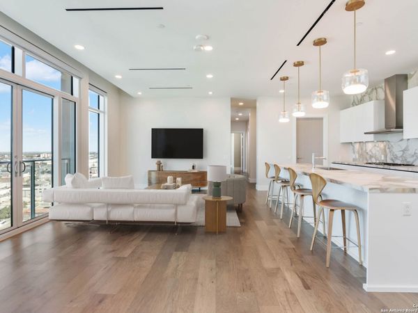 123 Lexington, Unit 1602, San Antonio, TX 78205