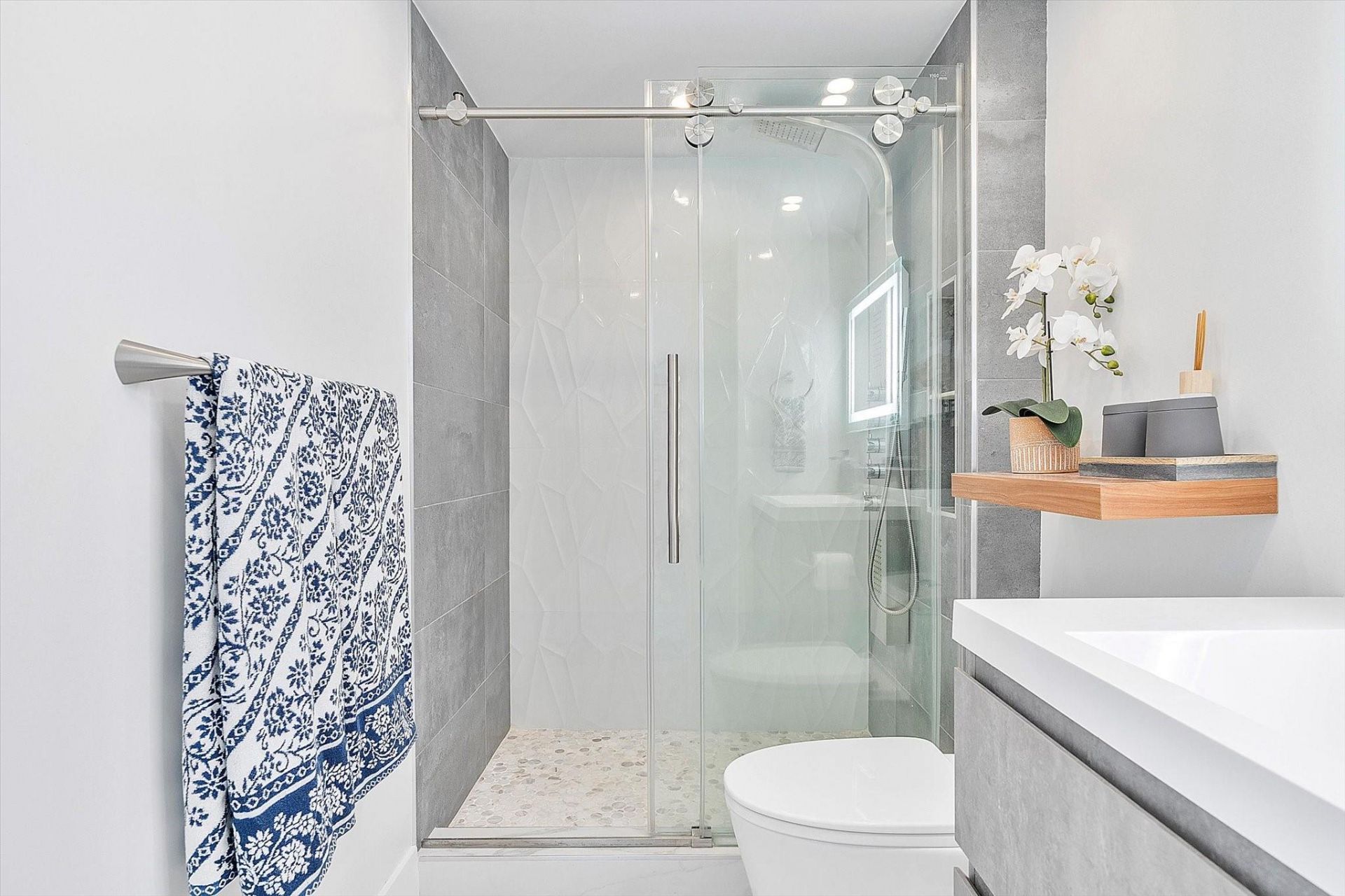 20505 E Country Club Drive, Unit 1534, Aventura, FL 33180 Photo