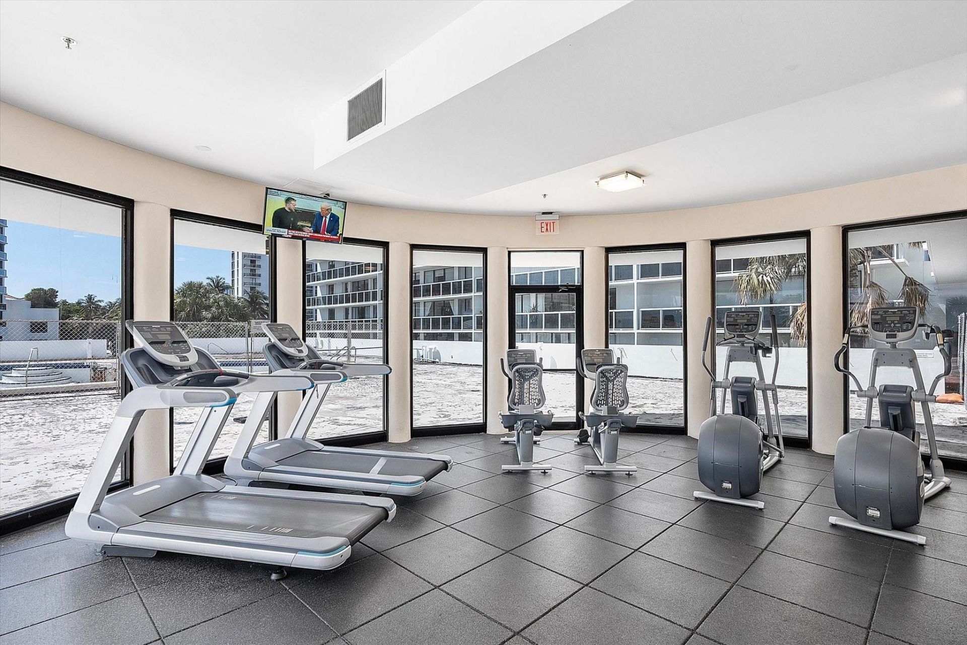 20505 E Country Club Drive, Unit 1534, Aventura, FL 33180 Photo