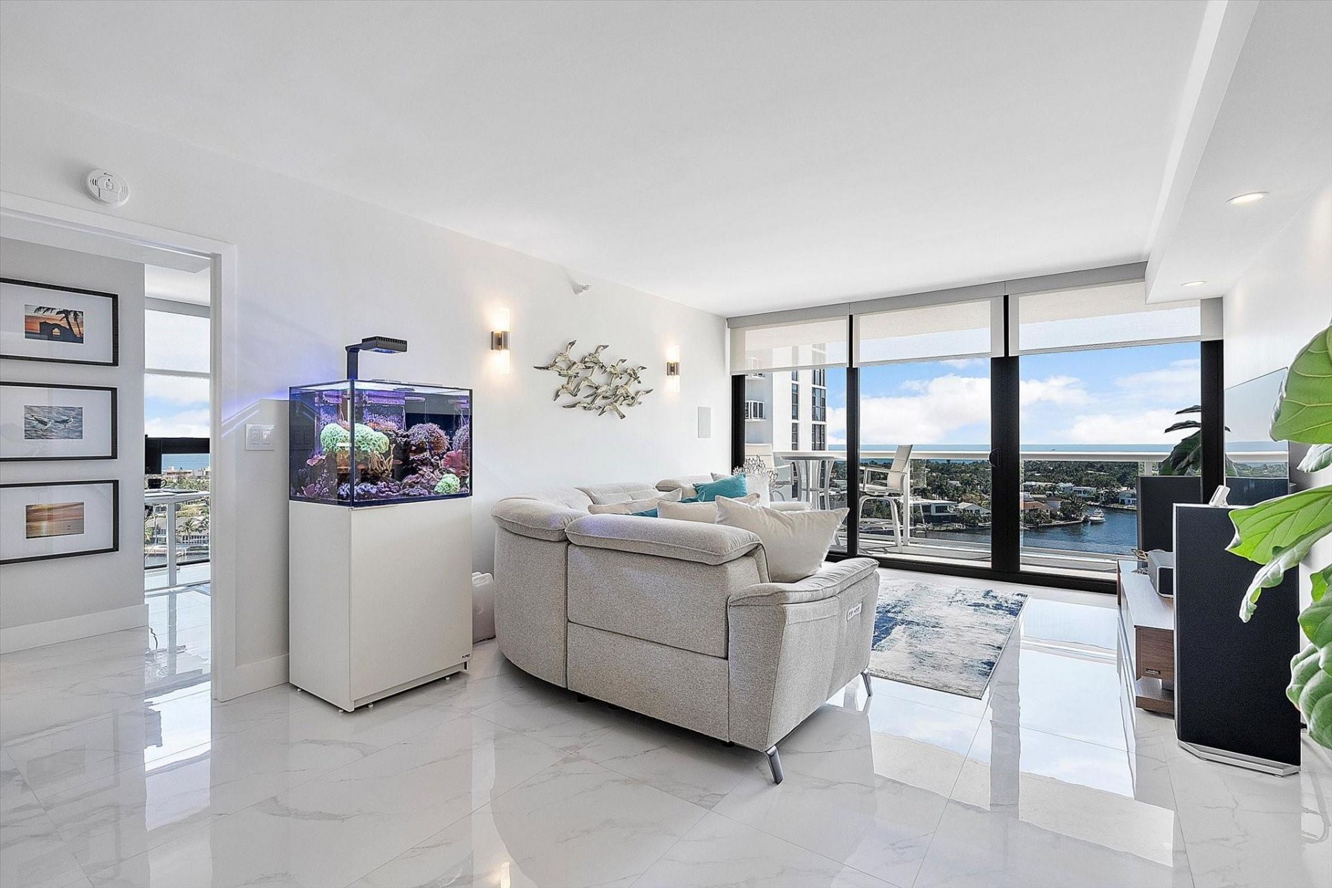 20505 E Country Club Drive, Unit 1534, Aventura, FL 33180 Photo