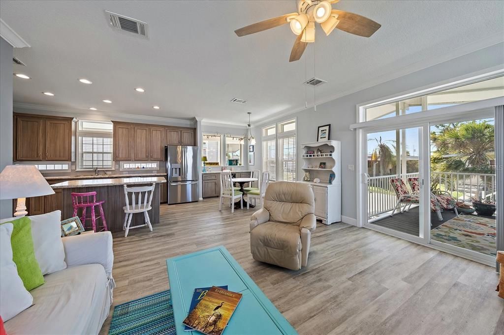 51 Edessa Drive, Palmetto, FL 34221 Photo