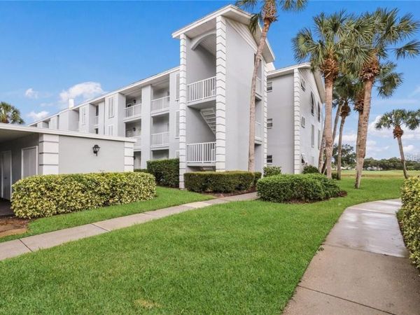 404 CERROMAR CIRCLE N, Unit 119, VENICE, FL 34293