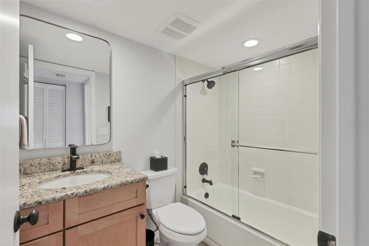 404 Cerromar Circle N, Unit 119, Venice, FL 34293 Photo