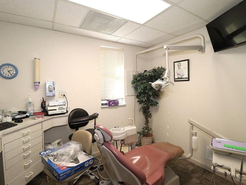 9050 Plainfield Road, Blue Ash, OH 45236 Photo 10