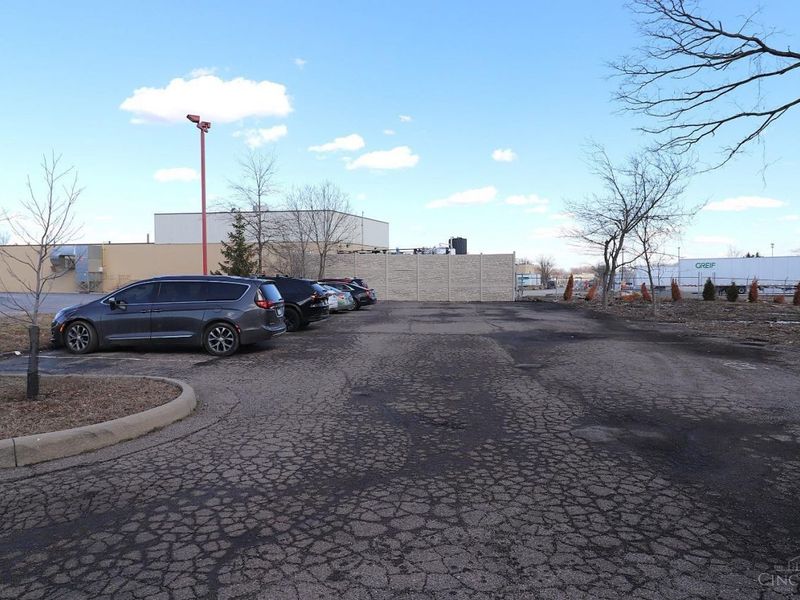 9050 Plainfield Road, Blue Ash, OH 45236 Photo 22