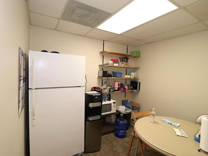 9050 Plainfield Road, Blue Ash, OH 45236 Photo 8