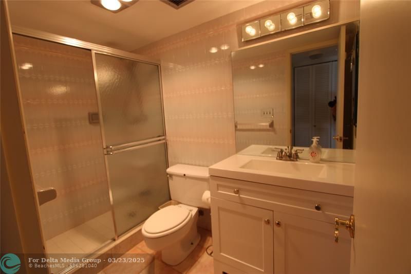 750 N Ocean Boulevard, Unit 810, Pompano Beach, FL 33062 Photo