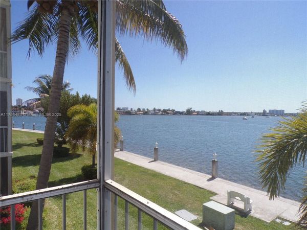 3000 Marcos Dr, Unit P206, Aventura, FL 33160