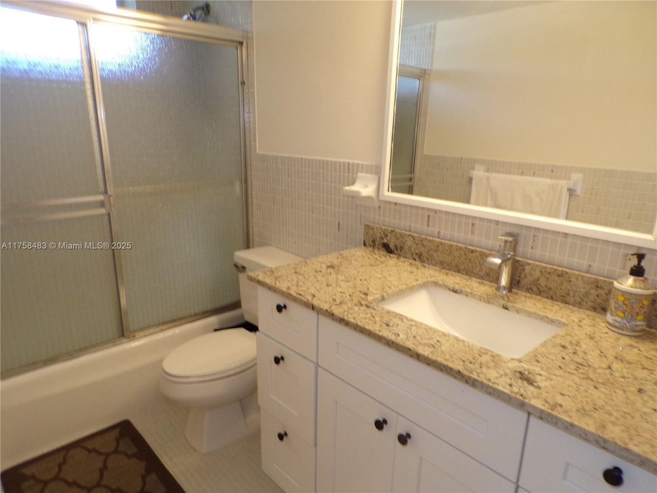 3000 Marcos Dr, Unit P206, Aventura, FL 33160 Photo