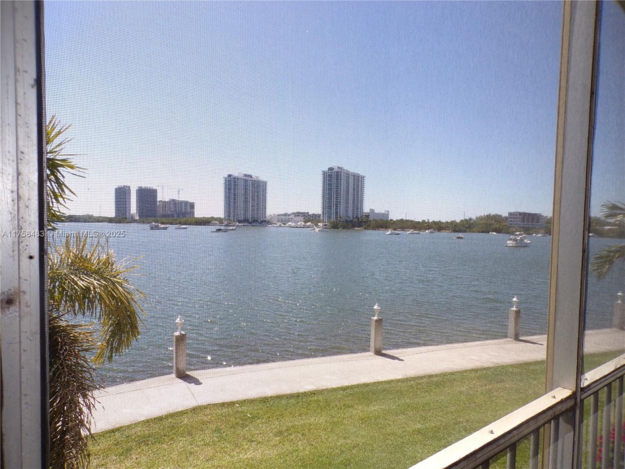 3000 Marcos Dr, Unit P206, Aventura, FL 33160 Photo