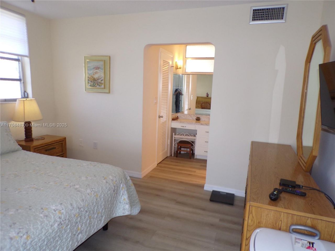 3000 Marcos Dr, Unit P206, Aventura, FL 33160 Photo