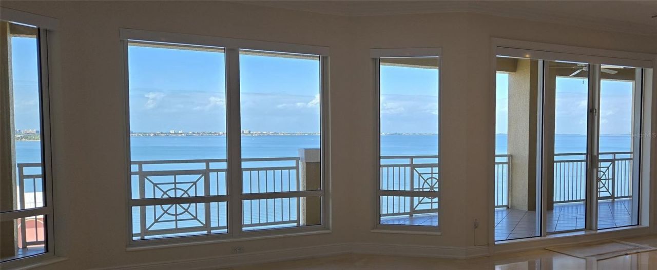 35 Watergate Drive, Unit 1103, Sarasota, FL 34236 Photo