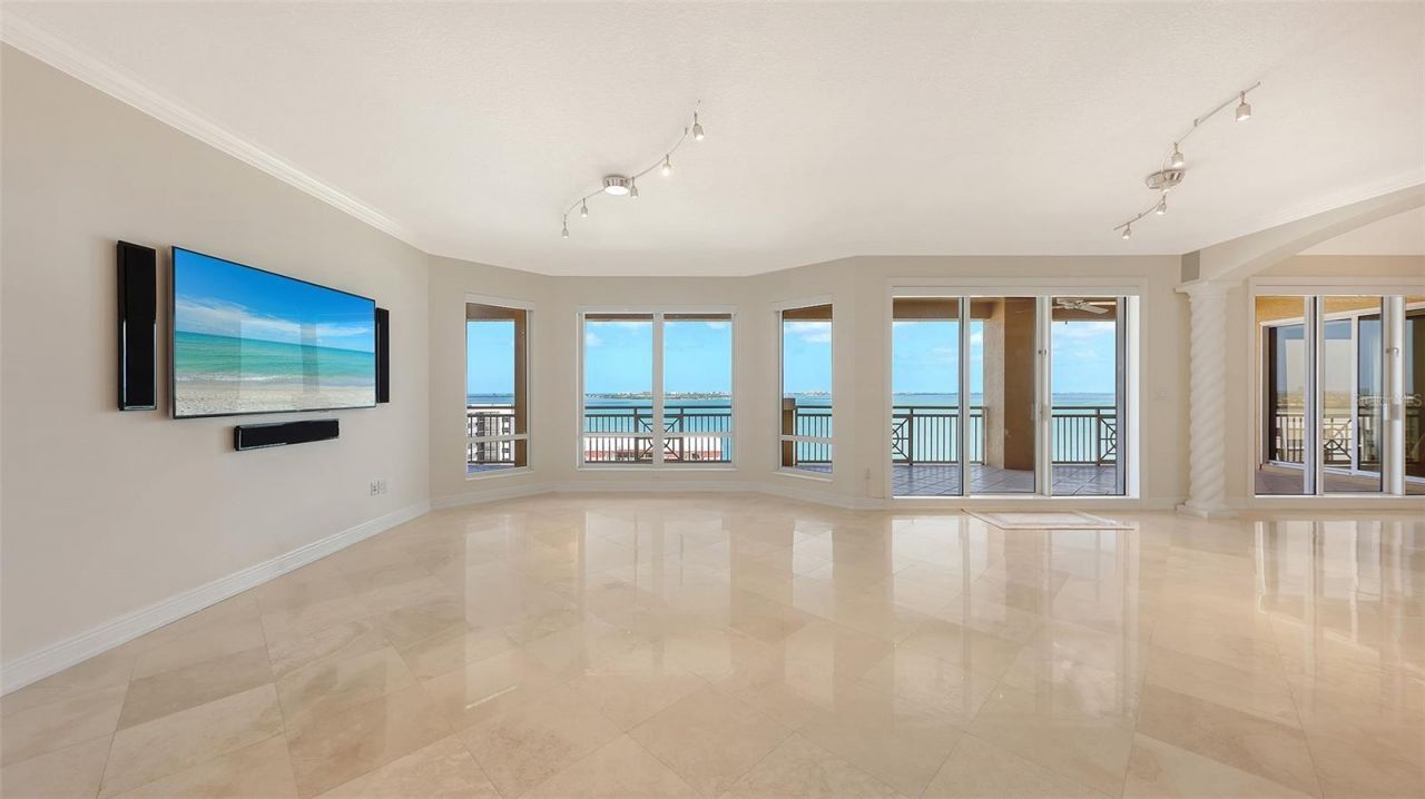 35 Watergate Drive, Unit 1103, Sarasota, FL 34236 Photo