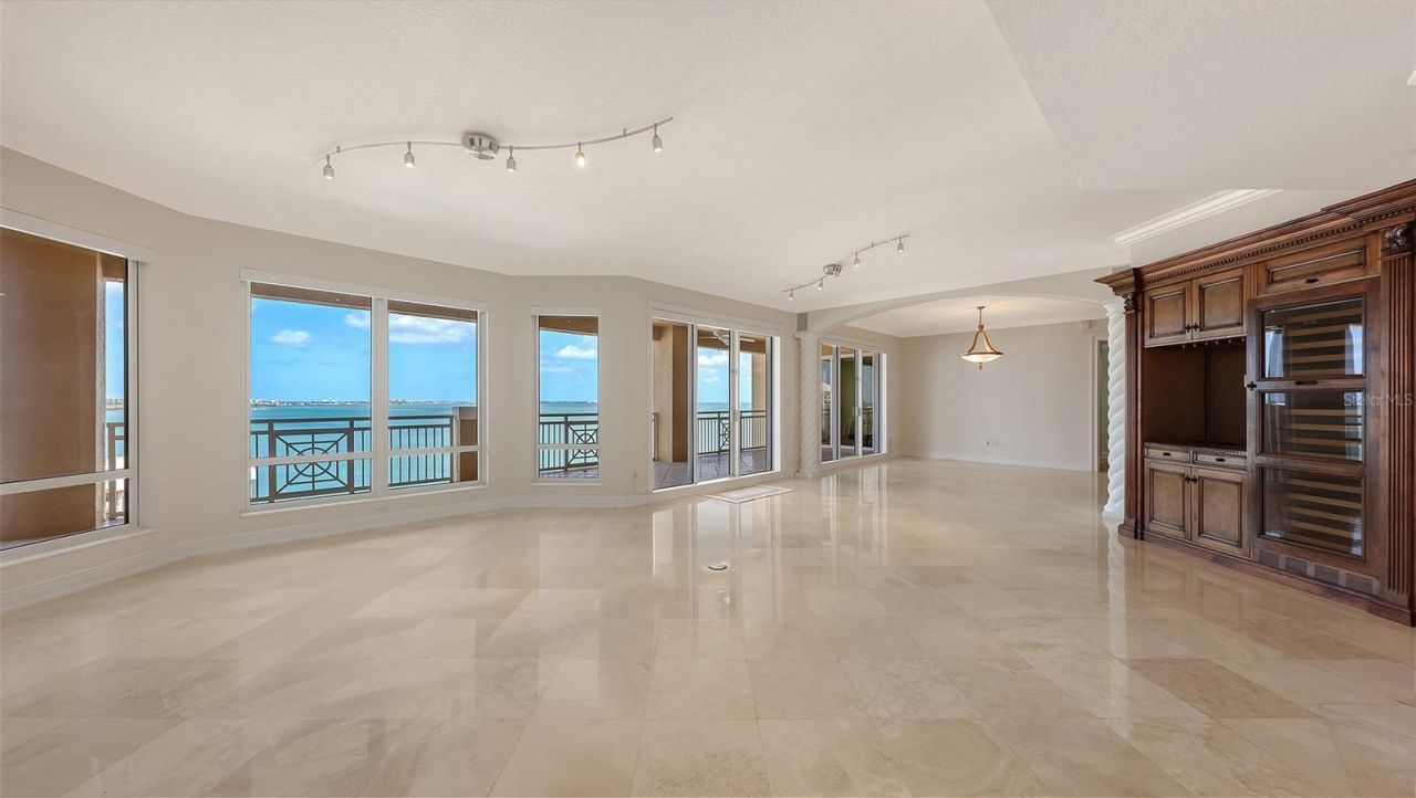 35 Watergate Drive, Unit 1103, Sarasota, FL 34236 Photo