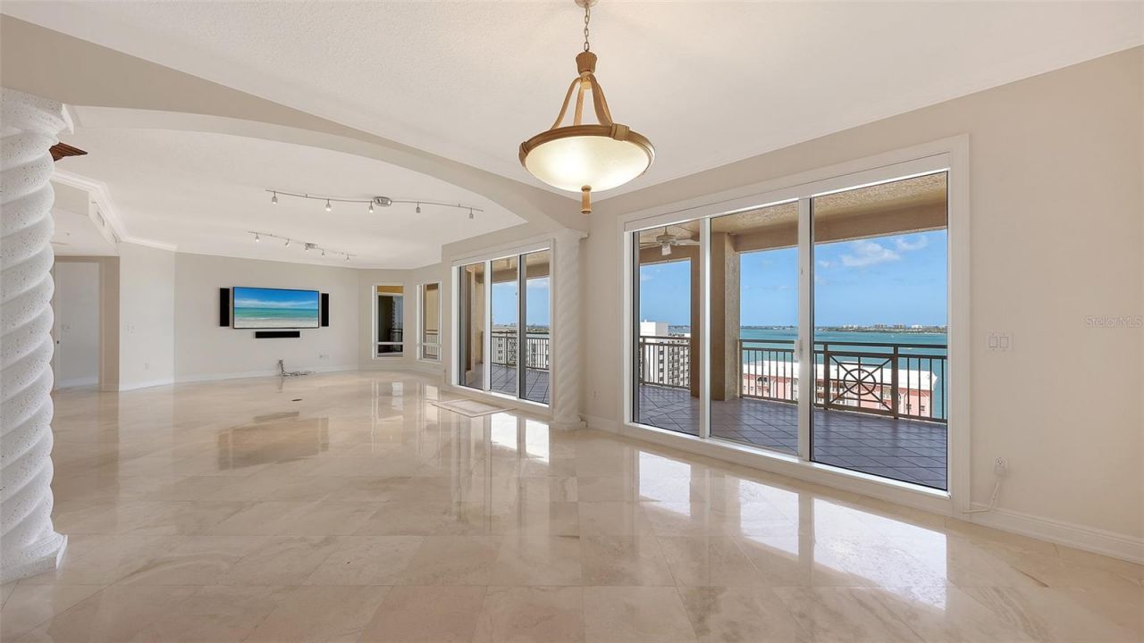 35 Watergate Drive, Unit 1103, Sarasota, FL 34236 Photo