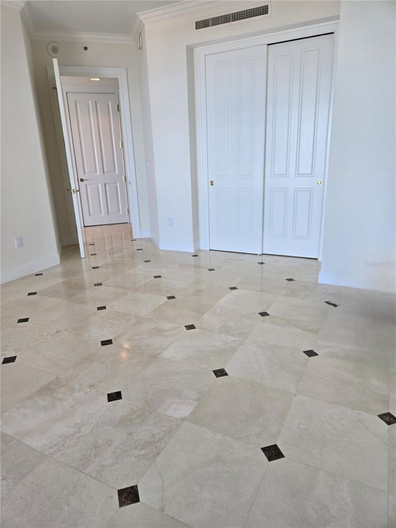 35 Watergate Drive, Unit 1103, Sarasota, FL 34236 Photo