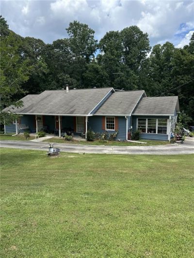 5565 Hog Mountain Road, Flowery Branch, GA 30542 Main Photo