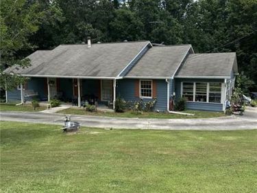 5565 Hog Mountain Road, Flowery Branch, GA 30542