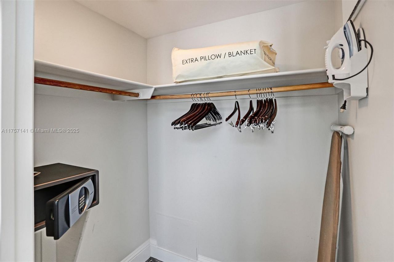 4401 Collins Ave, Unit 702/704, Miami Beach, FL 33140 Photo