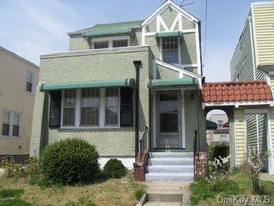 13740 234th Street, Rosedale, NY 11422 Main Photo