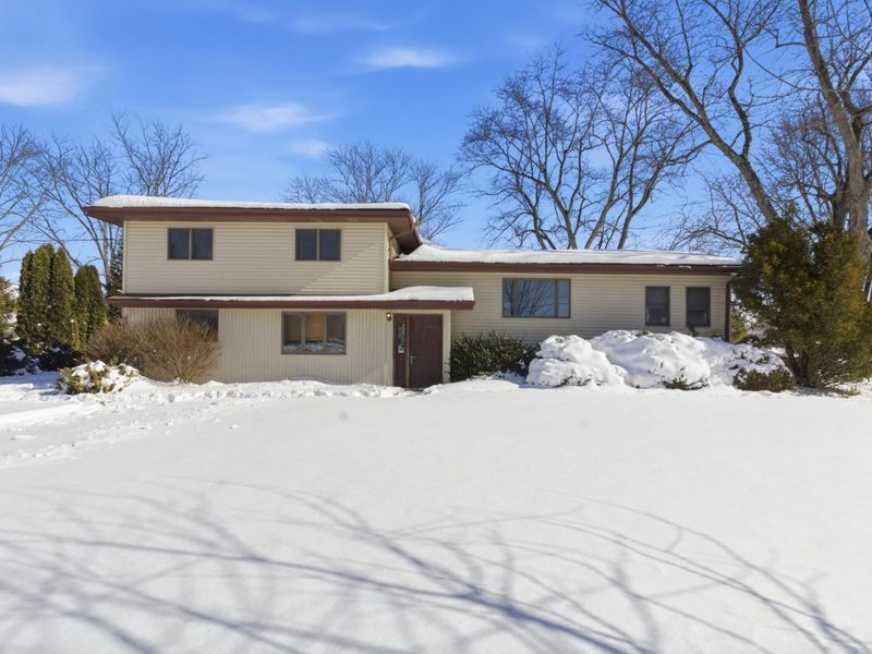 6950 Harlem Road, Westerville, OH 43081 Photo 1