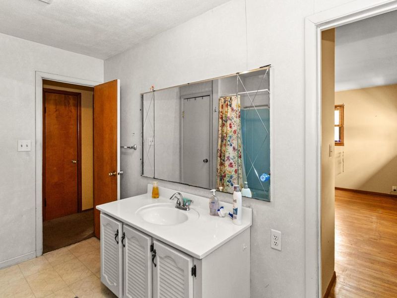 6950 Harlem Road, Westerville, OH 43081 Photo 13