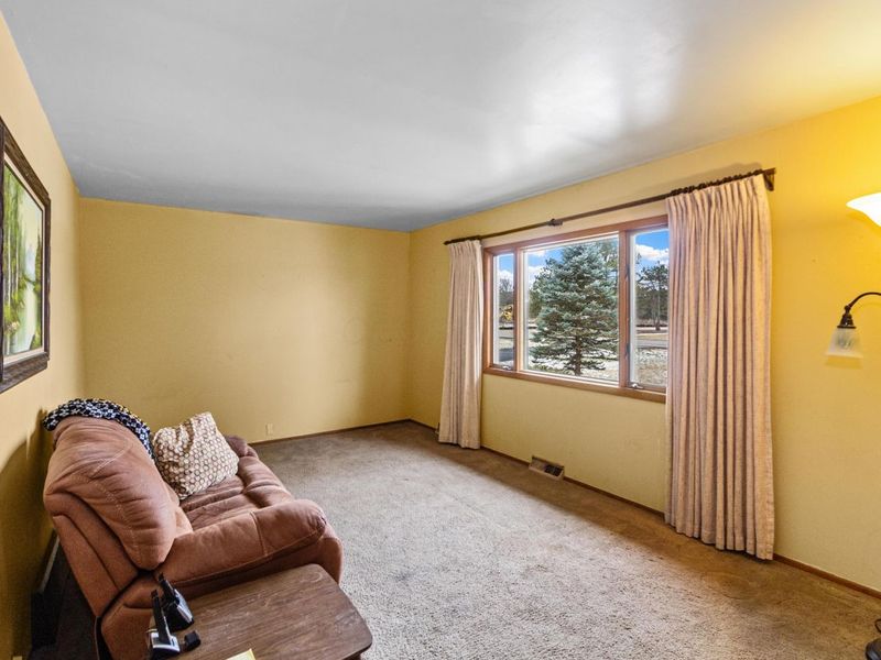 6950 Harlem Road, Westerville, OH 43081 Photo 3