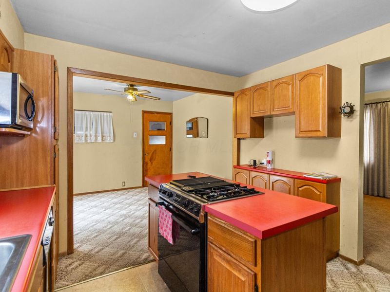 6950 Harlem Road, Westerville, OH 43081 Photo 5