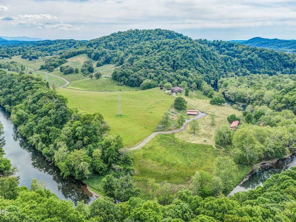 373 Dalewood Road, Johnson City, TN 37601