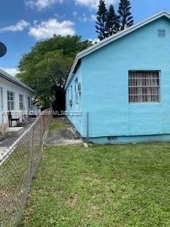 2156 NW 32nd St, Miami, FL 33142 Photo