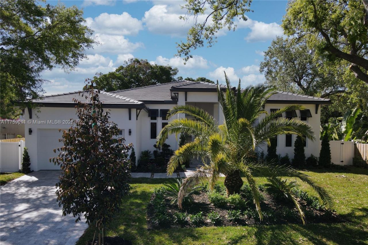 11412 NE 8th Ave, Biscayne Park, FL 33161 Photo