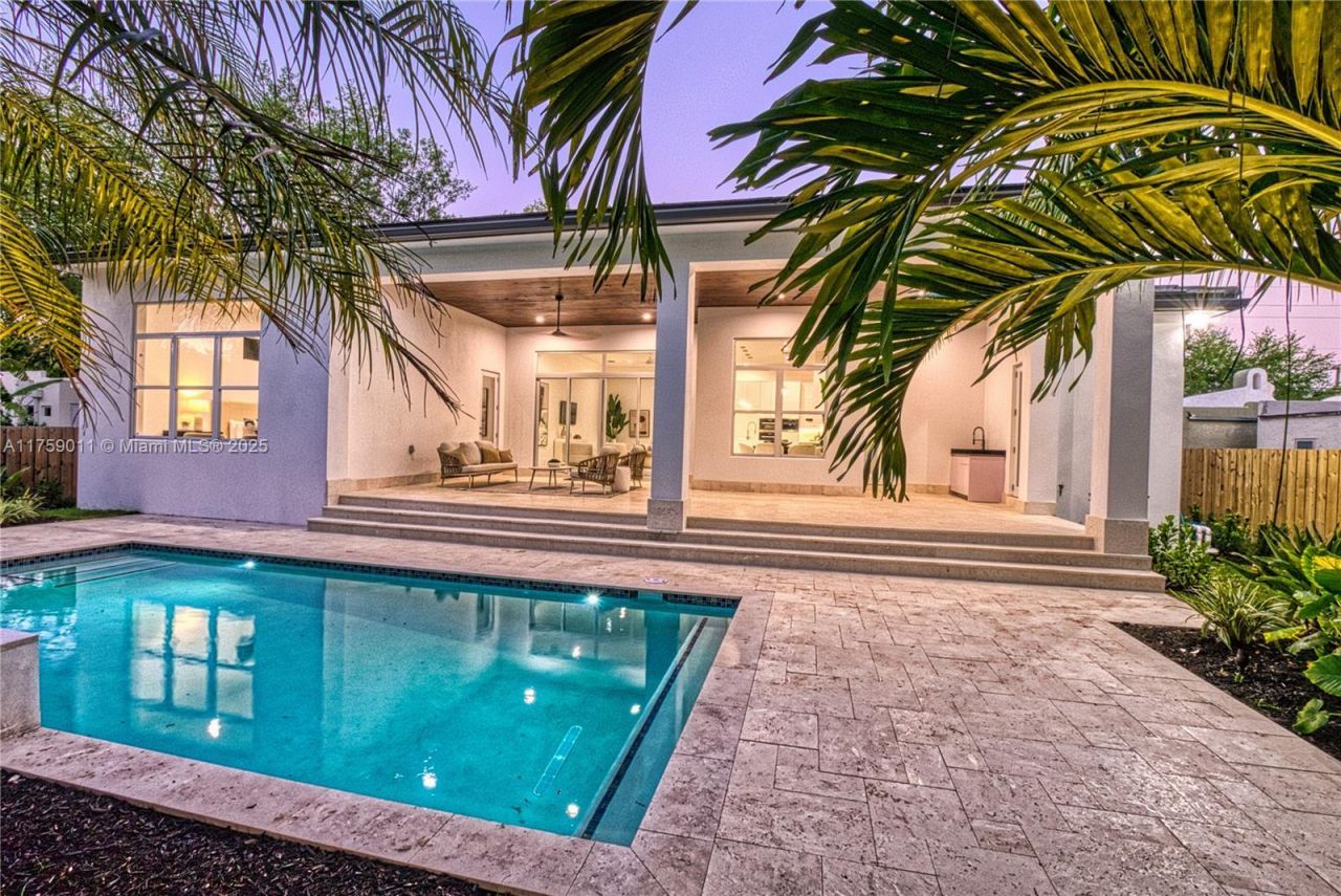 11412 NE 8th Ave, Biscayne Park, FL 33161 Photo