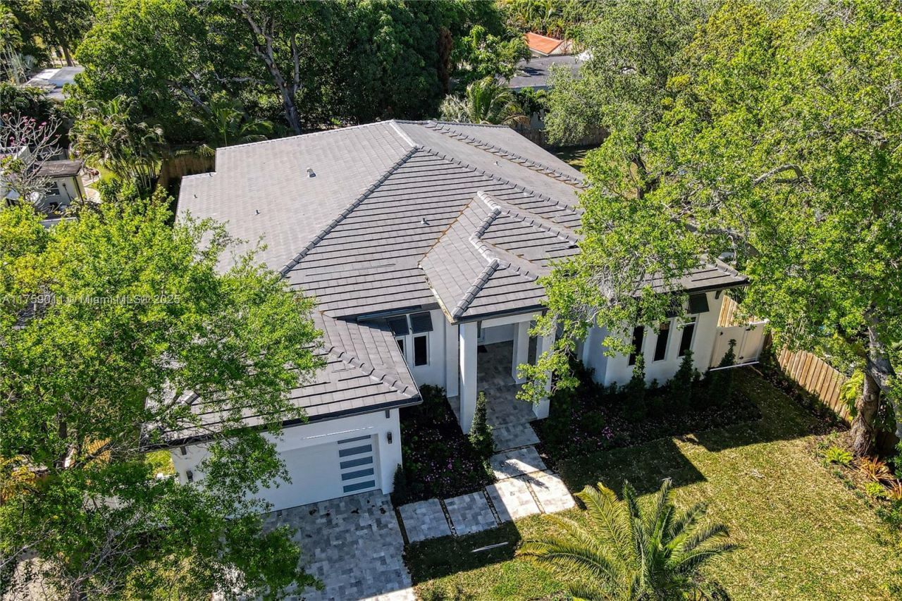 11412 NE 8th Ave, Biscayne Park, FL 33161 Photo