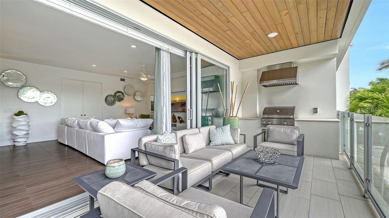 129 Taft Drive, Unit W102, Sarasota, FL 34236 Photo