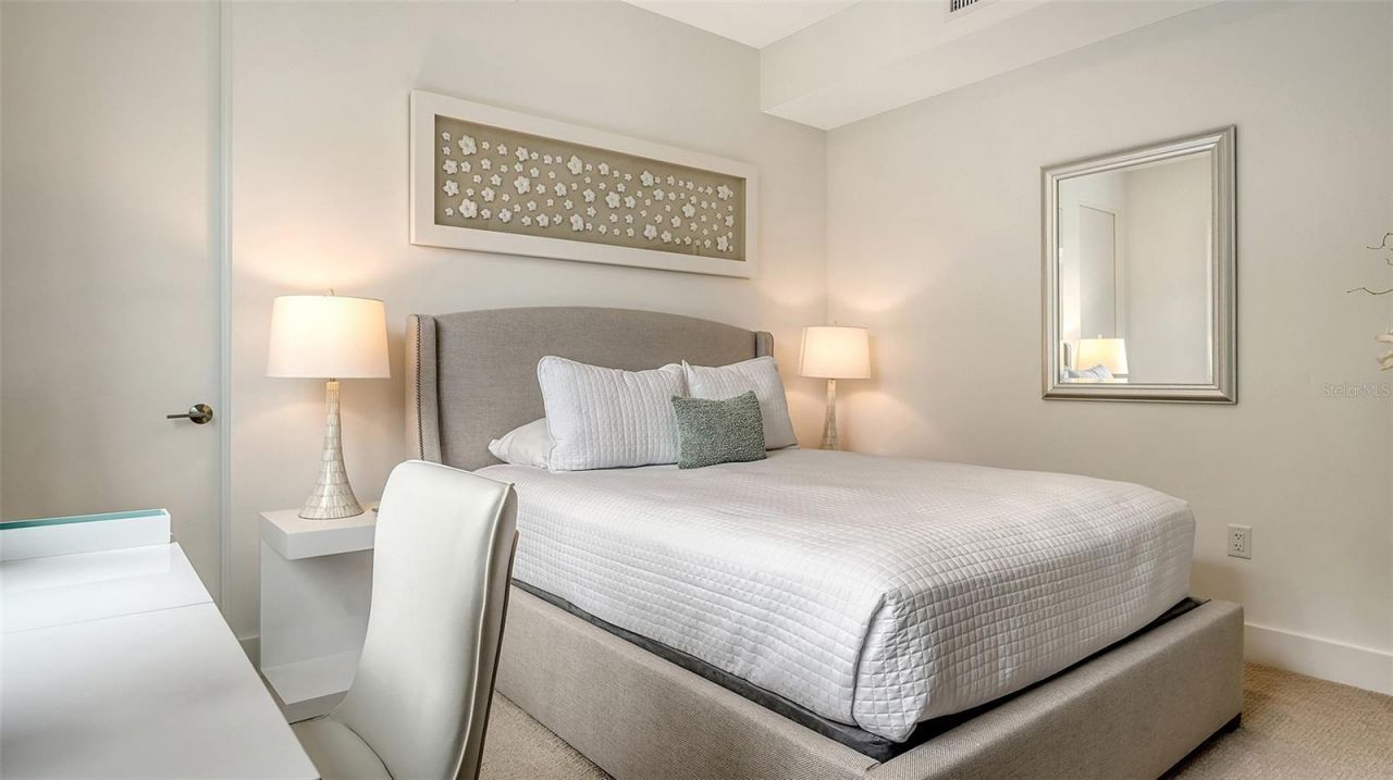 129 Taft Drive, Unit W102, Sarasota, FL 34236 Photo