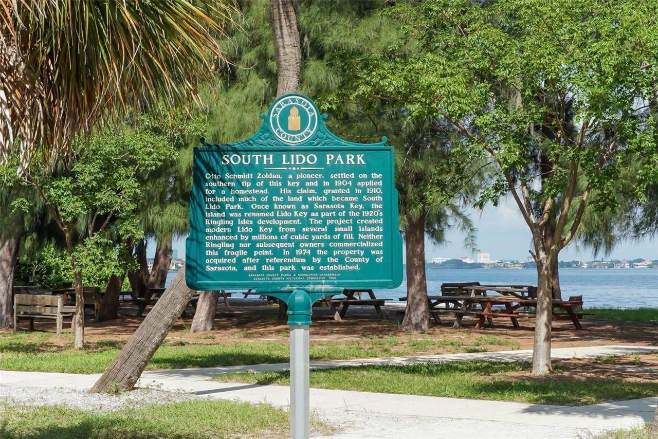 129 Taft Drive, Unit W102, Sarasota, FL 34236 Photo