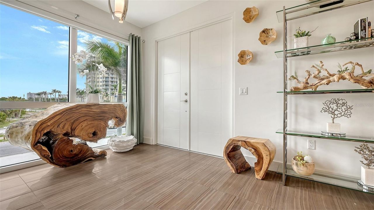 129 Taft Drive, Unit W102, Sarasota, FL 34236 Photo