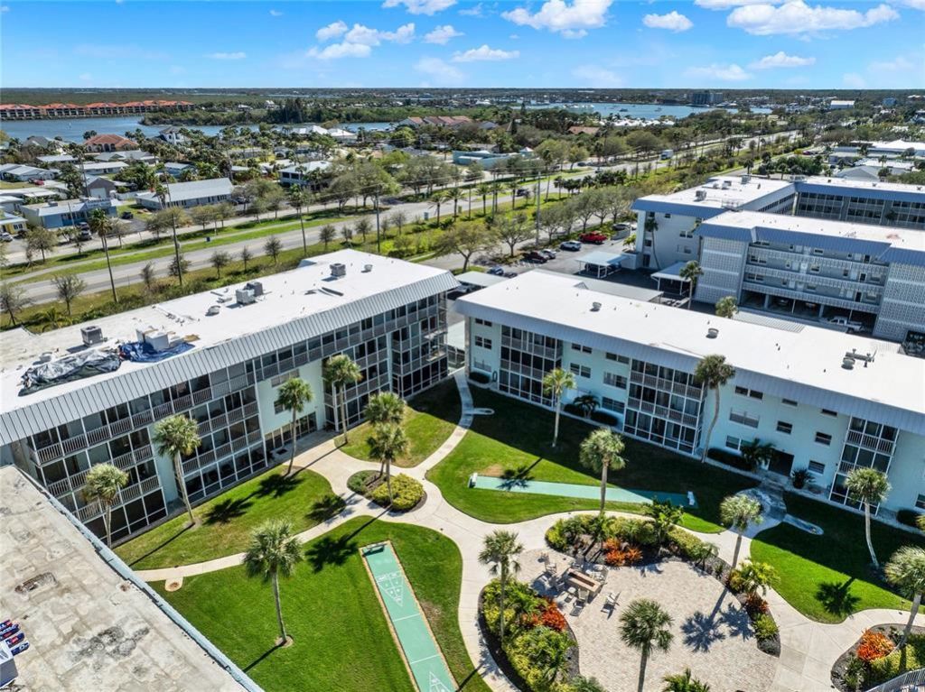 325 N Causeway, Unit 208D, New Smyrna Beach, FL 32169 Photo