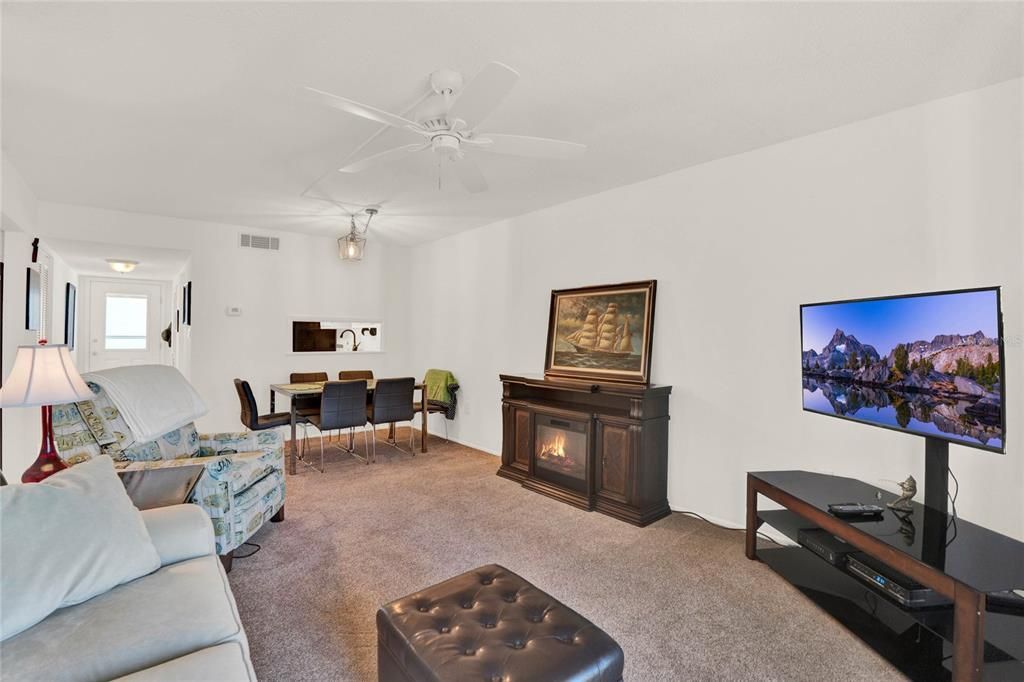 325 N Causeway, Unit 208D, New Smyrna Beach, FL 32169 Photo