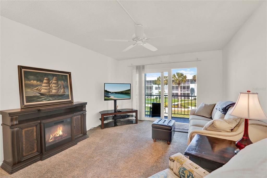 325 N Causeway, Unit 208D, New Smyrna Beach, FL 32169 Photo