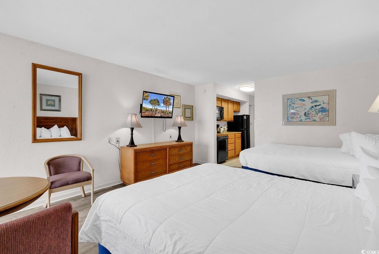 9550 Shore Dr. Photo 10