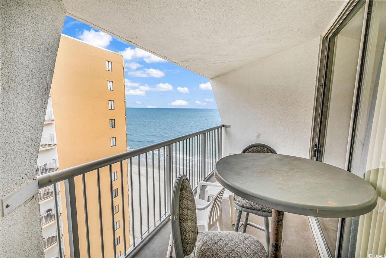 9550 Shore Dr. Photo 11