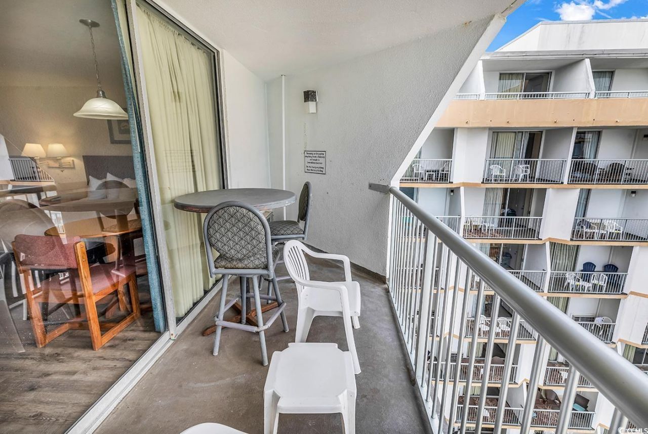 9550 Shore Dr. Photo 13