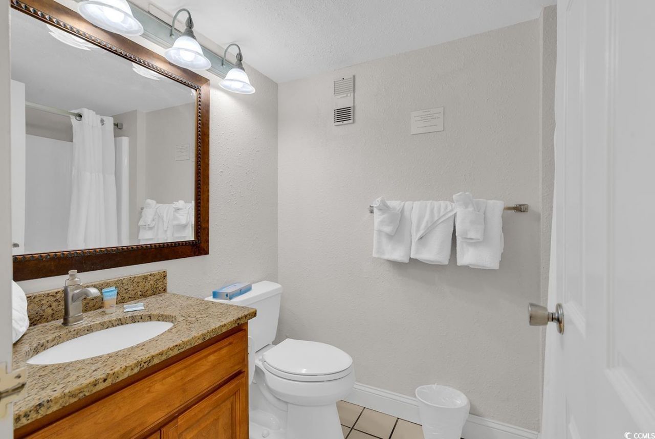 9550 Shore Dr. Photo 5