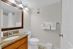 9550 Shore Dr. photo 4